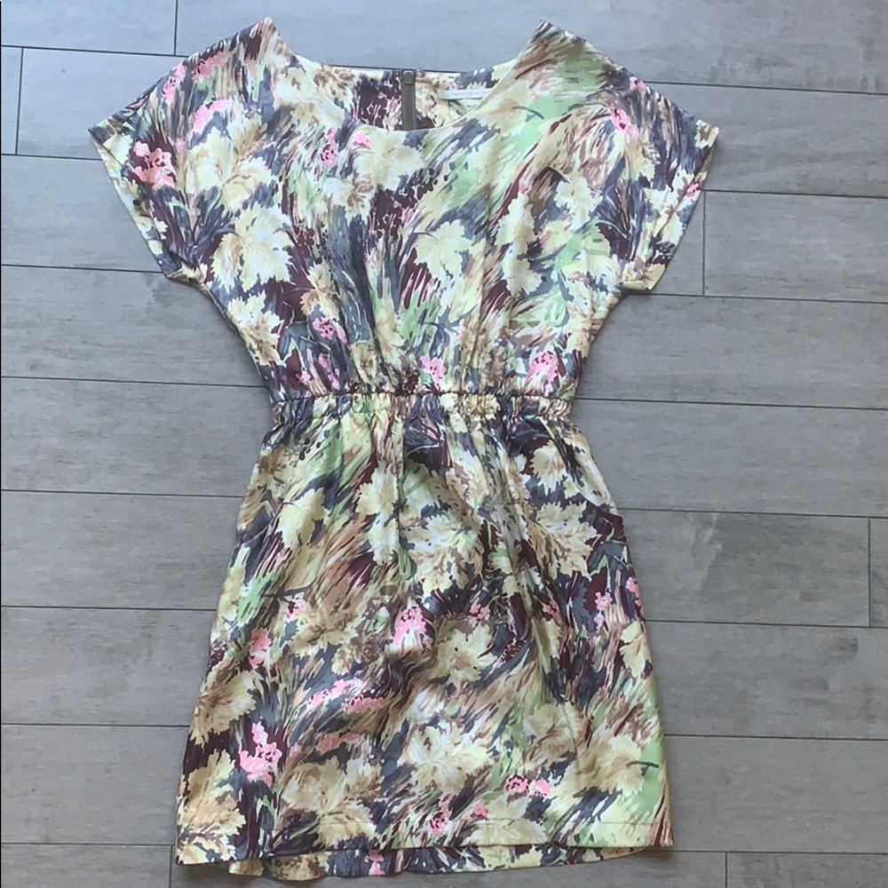 Abstract floral Cynthia Vincent dress